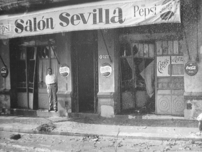 Façana del Saló Sevilla de Terrassa